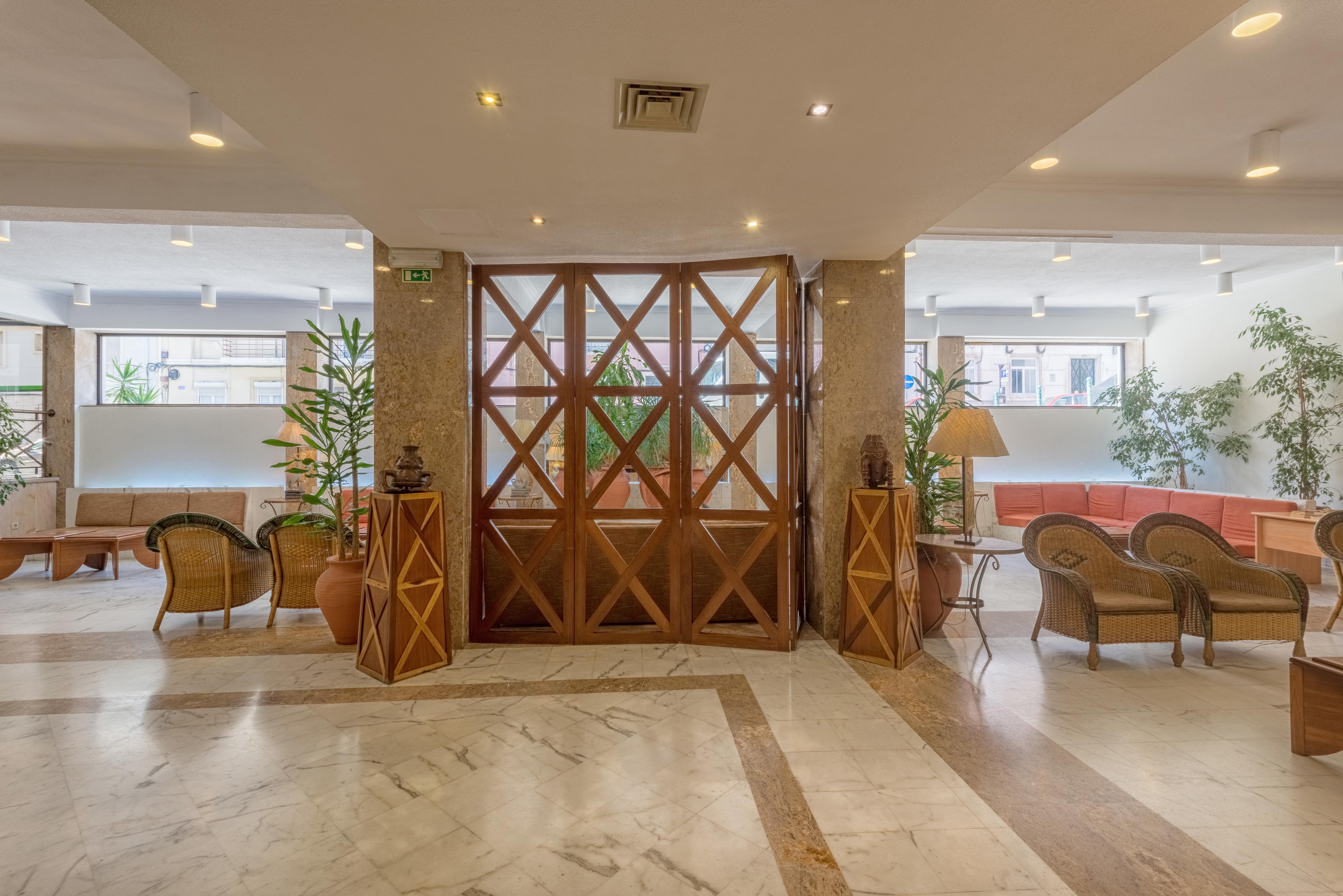 Holiday Inn Express & Suites Lisbon - Principe Real By Ihg Экстерьер фото