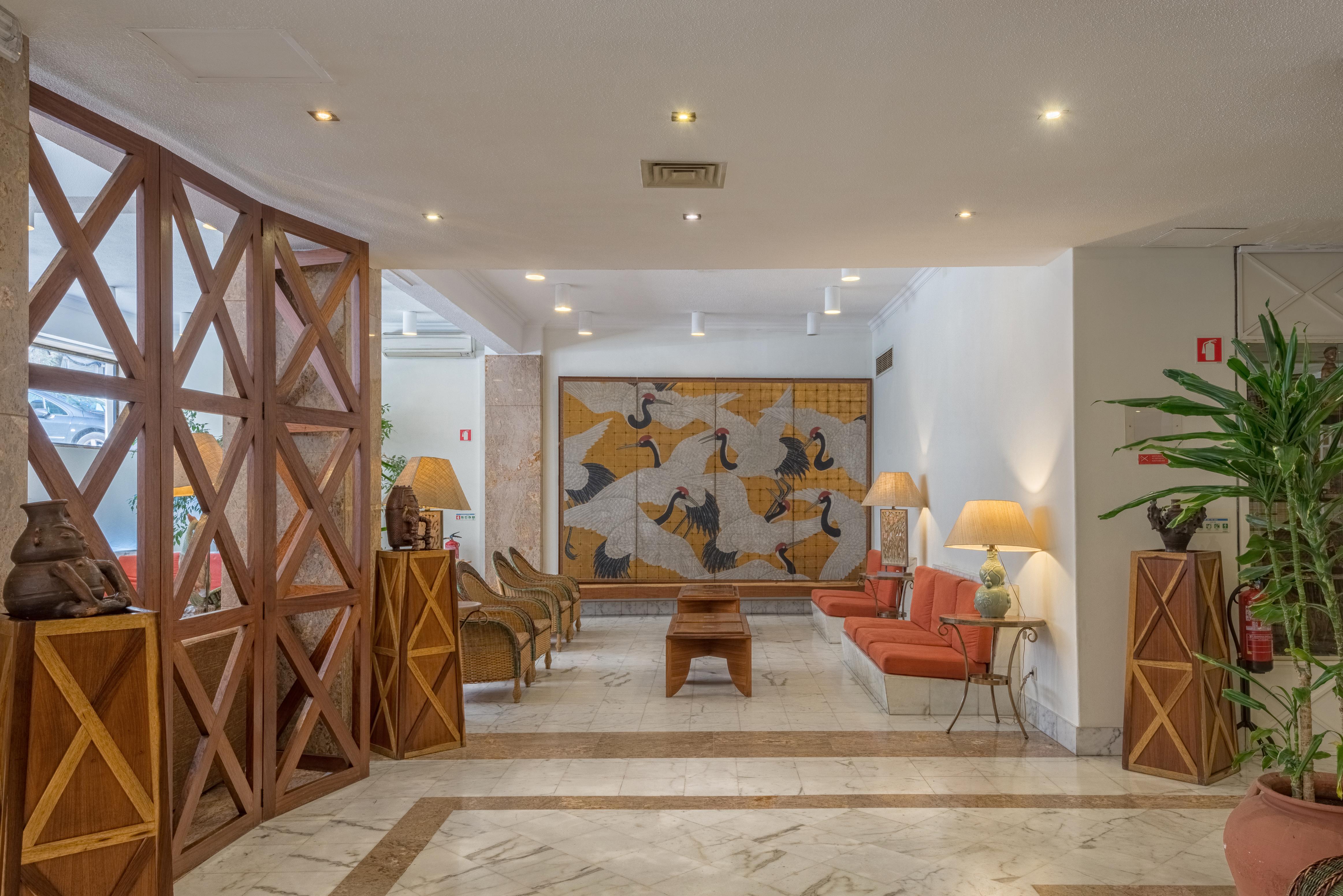 Holiday Inn Express & Suites Lisbon - Principe Real By Ihg Экстерьер фото